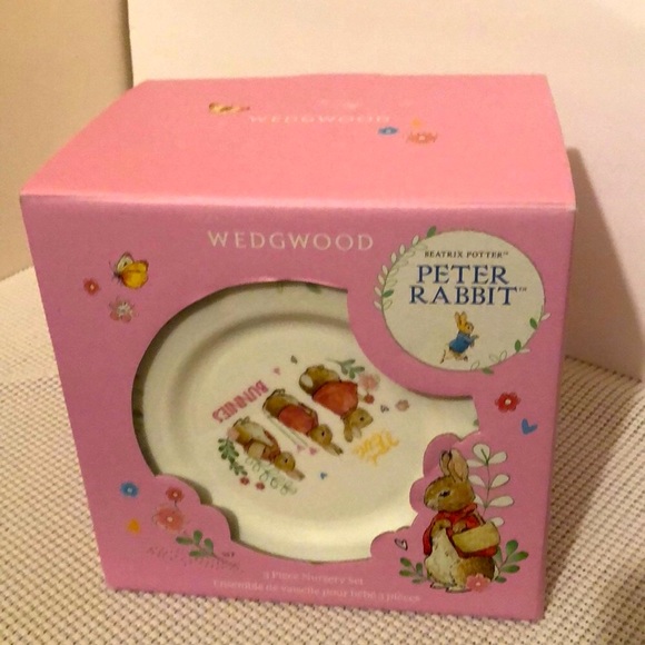 Peter Rabbit nursery set by Wedgwood. - Picture 2 of 8